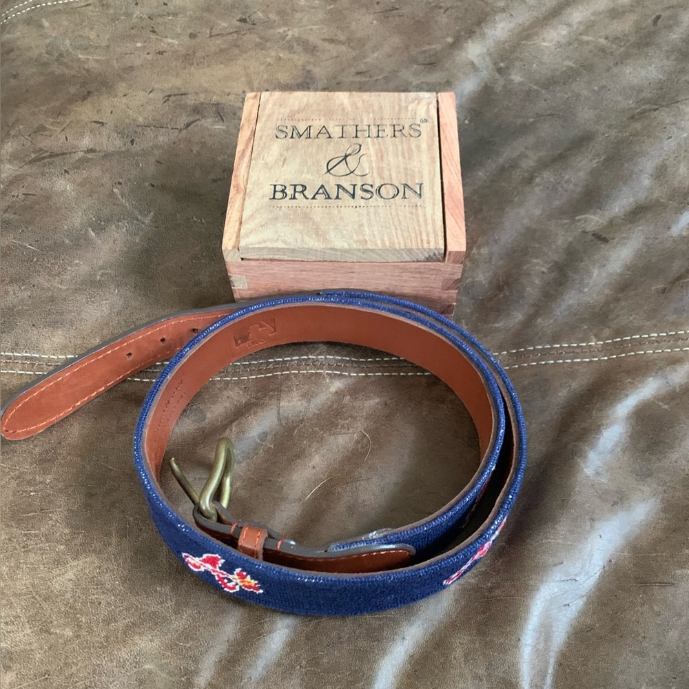 Smathers and Branson 34” Atlanta Braves Needlepoint belt